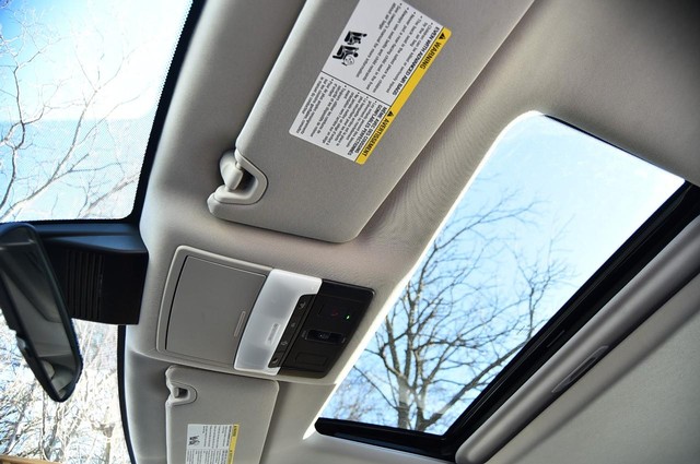 Nissan Altima Vehicle Image 24