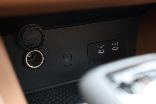 Nissan Pathfinder Vehicle Image 18
