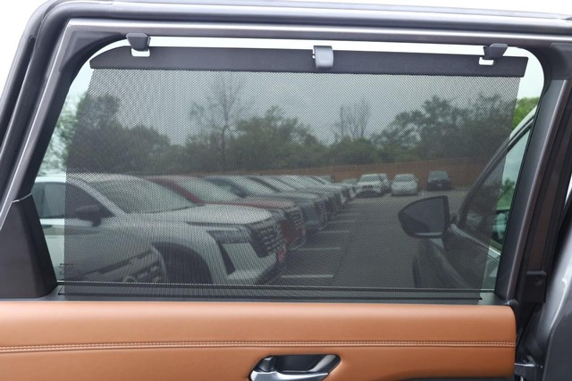 Nissan Pathfinder Vehicle Image 26