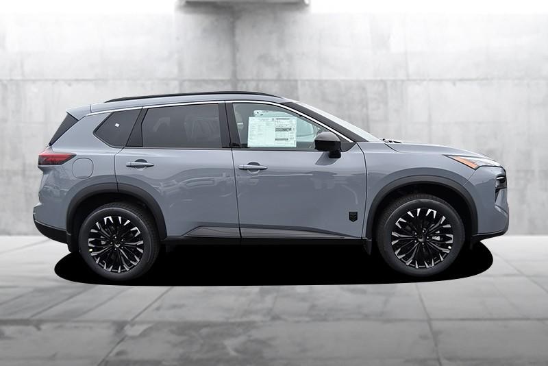 Nissan Rogue Vehicle Image 05