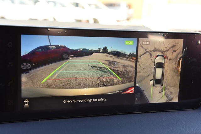 Nissan Sentra Vehicle Image 14