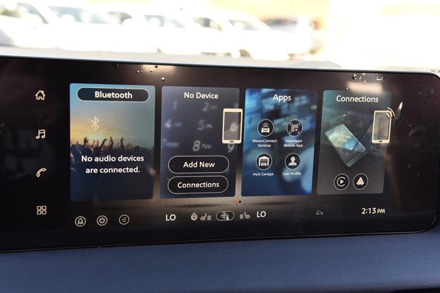 Nissan Sentra Vehicle Image 18