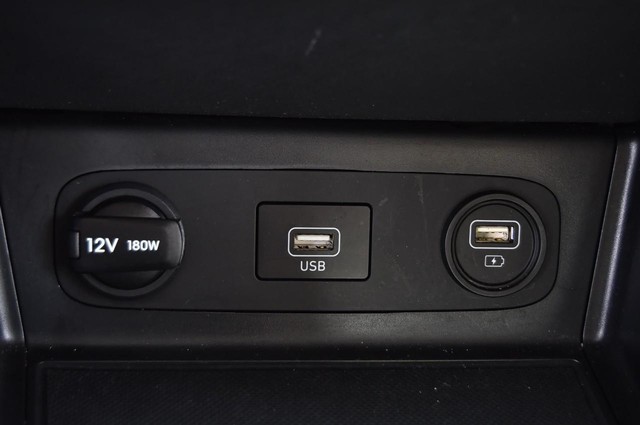 Hyundai Sonata Vehicle Image 16