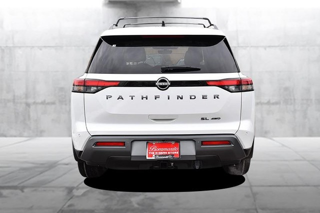 Nissan Pathfinder Vehicle Image 06