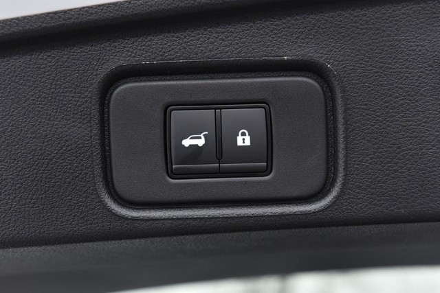 Nissan Pathfinder Vehicle Image 32