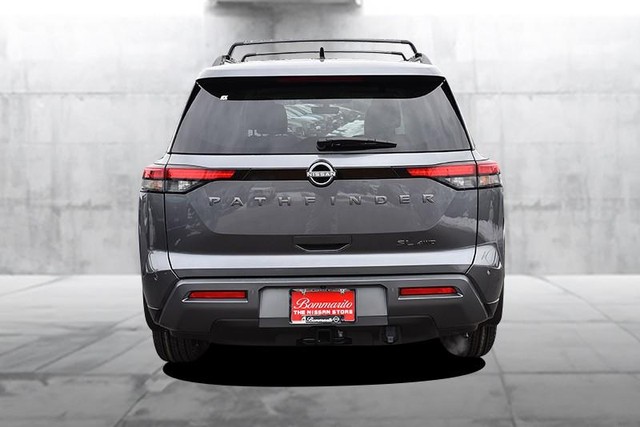 Nissan Pathfinder Vehicle Image 06