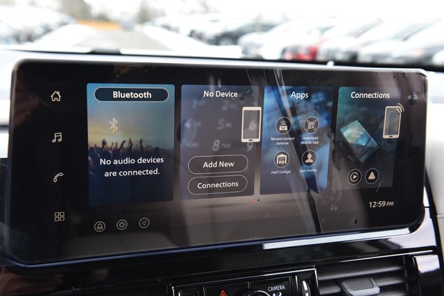 Nissan Pathfinder Vehicle Image 18