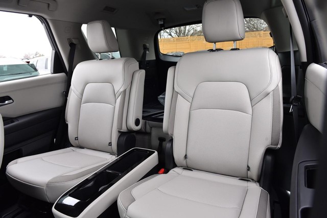 Nissan Pathfinder Vehicle Image 27