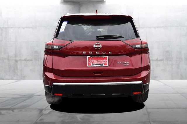 Nissan Rogue Vehicle Image 06