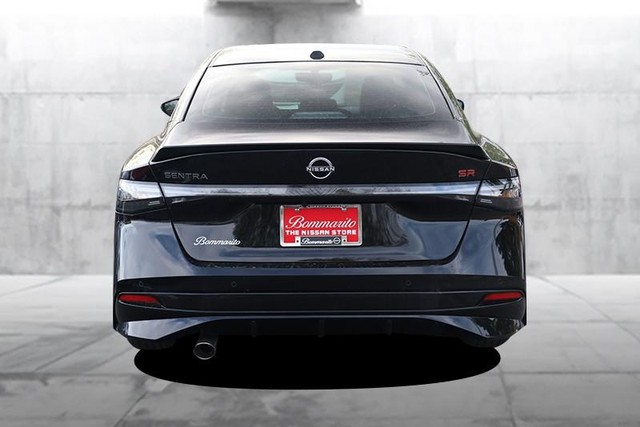 Nissan Sentra Vehicle Image 06