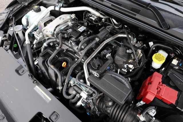 Nissan Sentra Vehicle Image 26