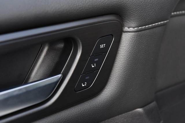 Nissan Armada Vehicle Image 10