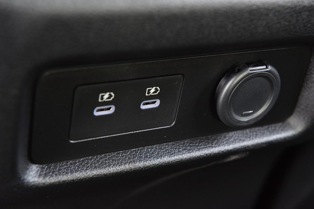 Nissan Armada Vehicle Image 29