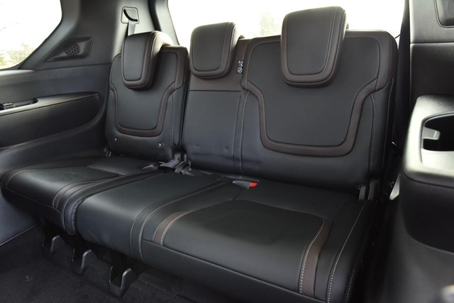 Nissan Armada Vehicle Image 30