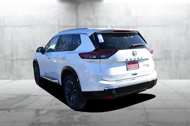 Nissan Rogue Vehicle Image 07