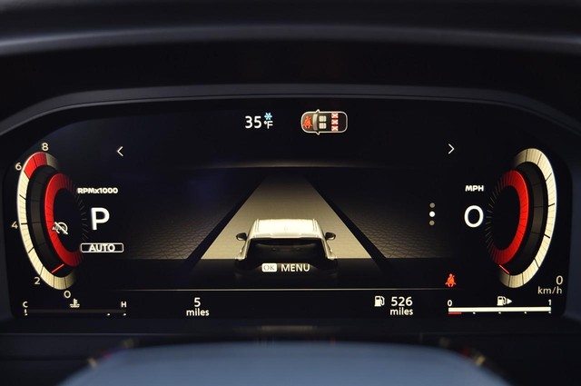 Nissan Rogue Vehicle Image 13