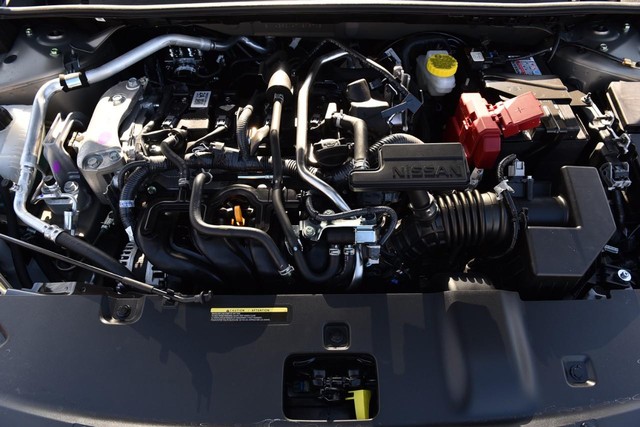 Nissan Sentra Vehicle Image 24