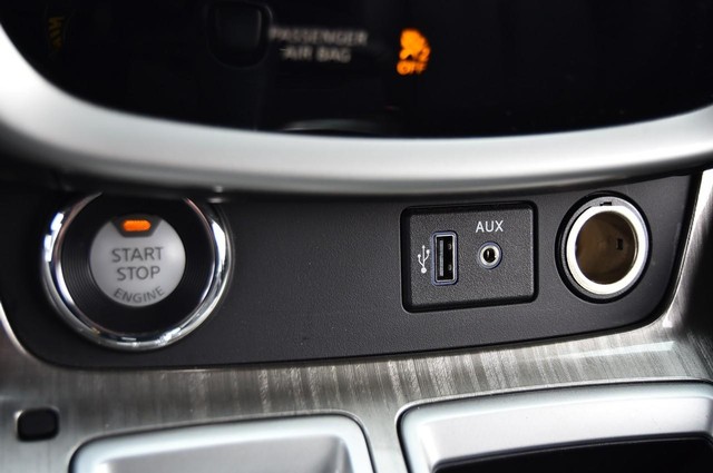 Nissan Murano Vehicle Image 19