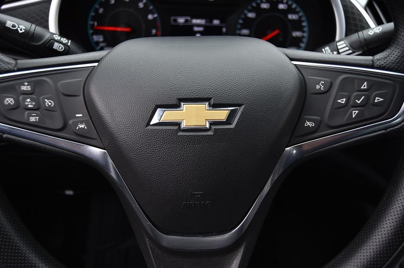 Chevrolet Malibu Vehicle Full-screen Gallery Image 17