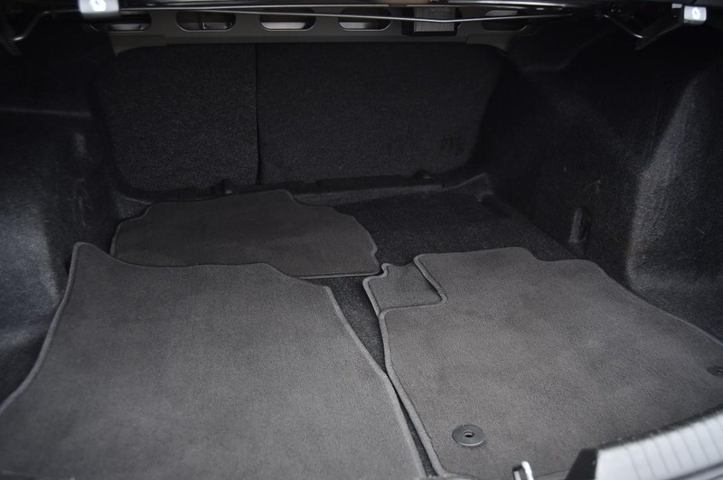 Chevrolet Malibu Vehicle Full-screen Gallery Image 23