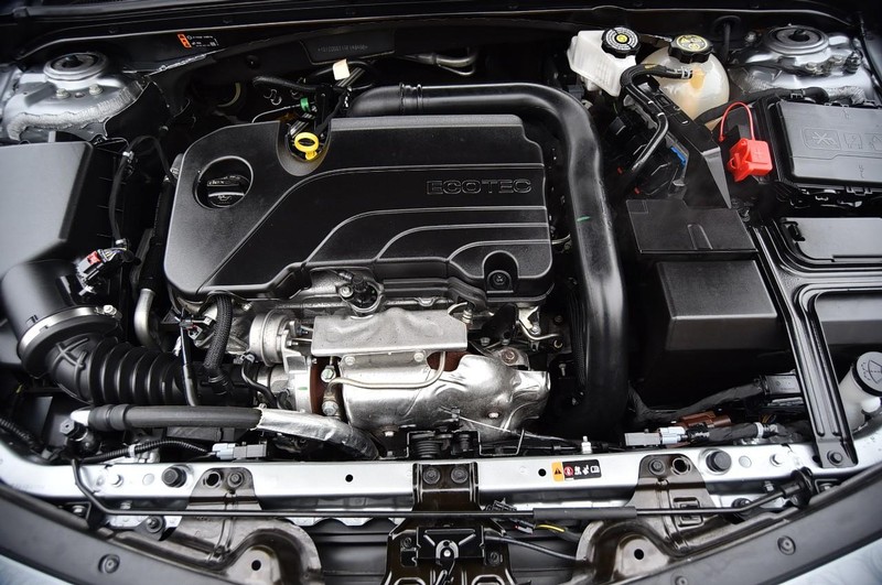 Chevrolet Malibu Vehicle Full-screen Gallery Image 24