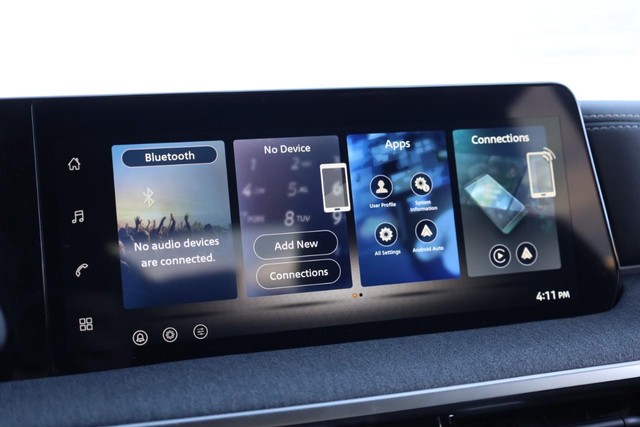 Nissan Kicks Vehicle Image 13