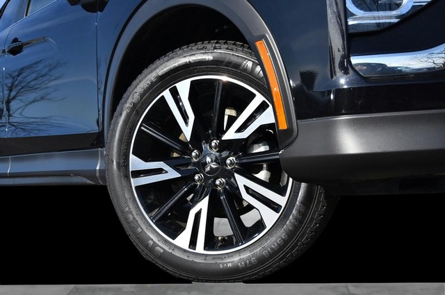 Mitsubishi Eclipse Cross Vehicle Image 03