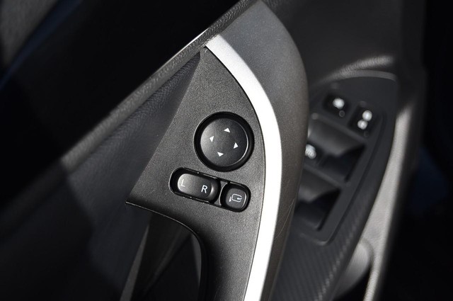 Mitsubishi Eclipse Cross Vehicle Image 09