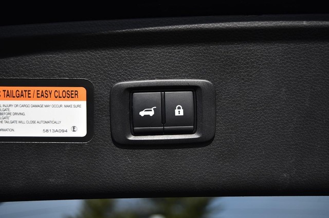 Mitsubishi Eclipse Cross Vehicle Image 25