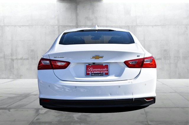 Chevrolet Malibu Vehicle Image 06