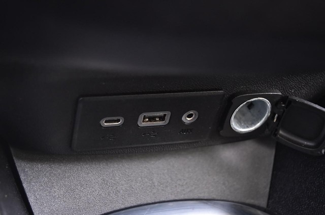 Chevrolet Malibu Vehicle Image 15