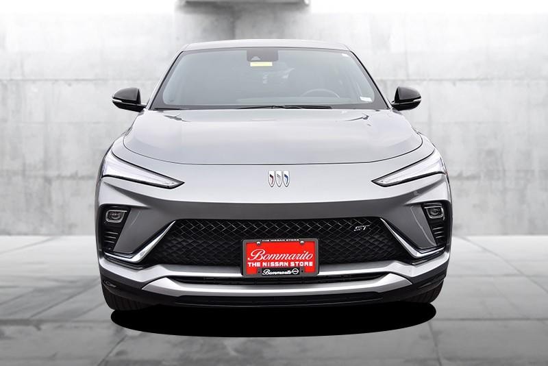 Buick Envista Vehicle Full-screen Gallery Image 04