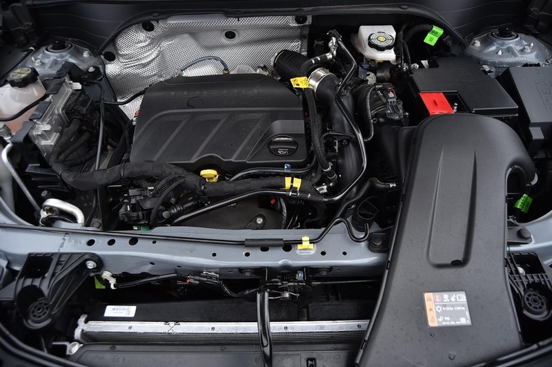 Buick Envista Vehicle Full-screen Gallery Image 24