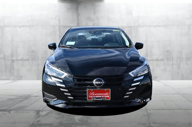 Nissan Versa Vehicle Image 04