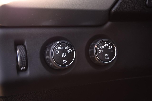 Chevrolet Tahoe Vehicle Image 13