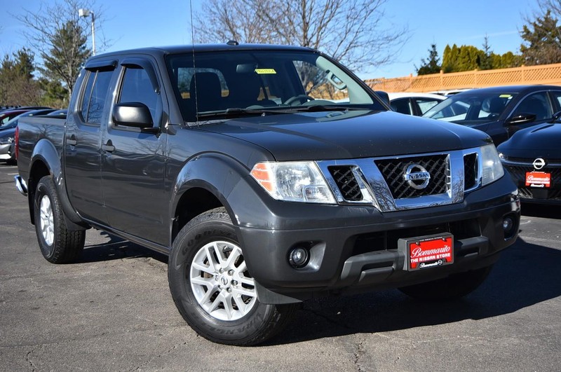 Nissan Frontier Vehicle Image 02