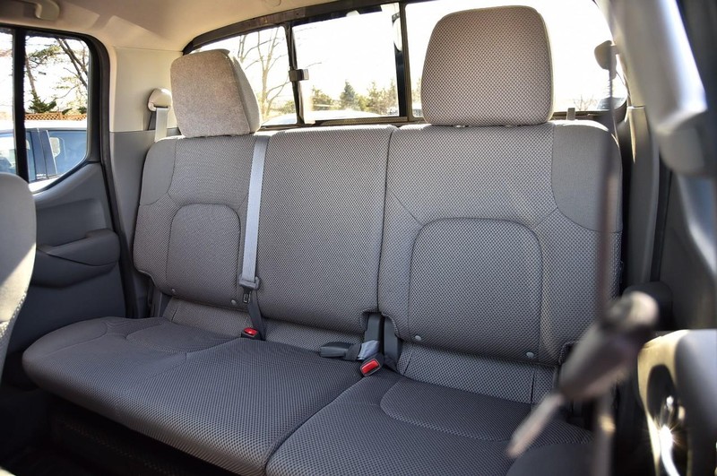 Nissan Frontier Vehicle Image 19