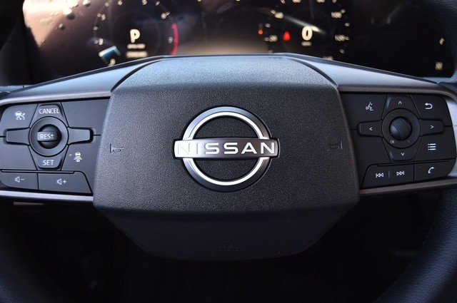 Nissan Sentra Vehicle Image 20