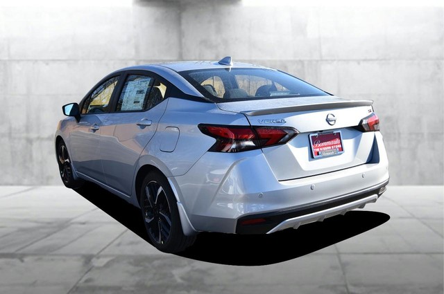 Nissan Versa Vehicle Image 07