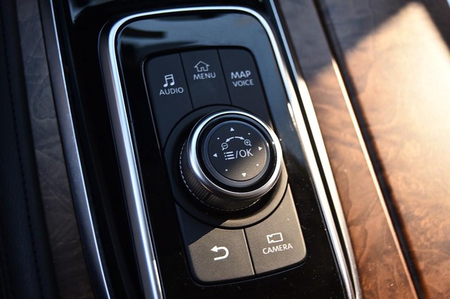 Nissan Armada Vehicle Image 23