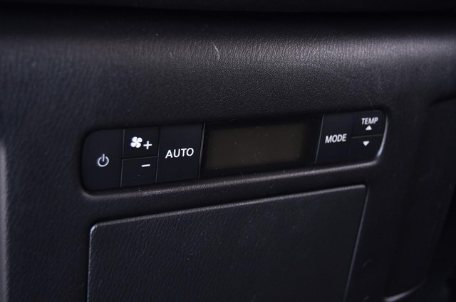 Nissan Armada Vehicle Image 30