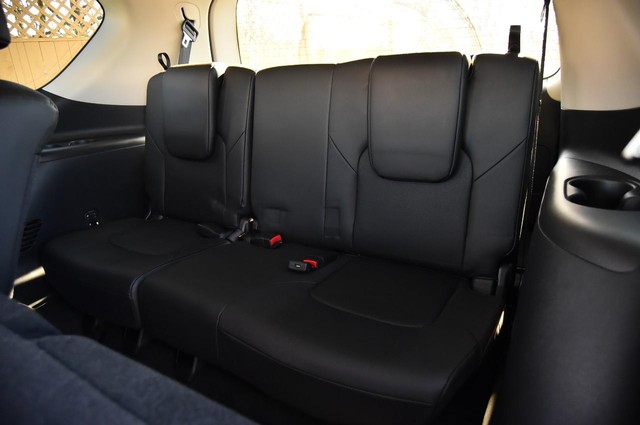 Nissan Armada Vehicle Image 32