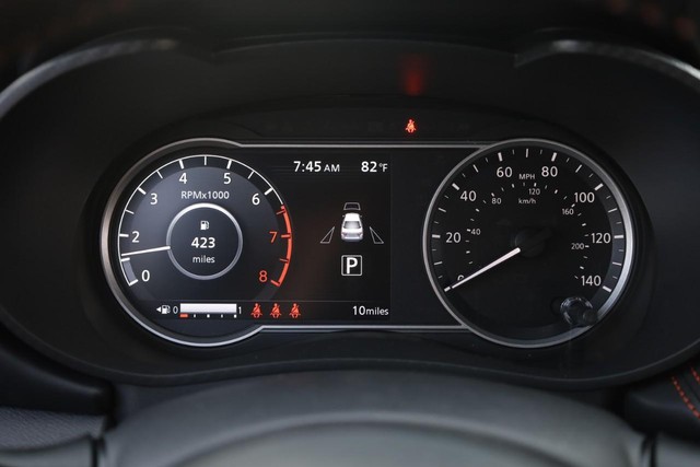 Nissan Versa Vehicle Image 10