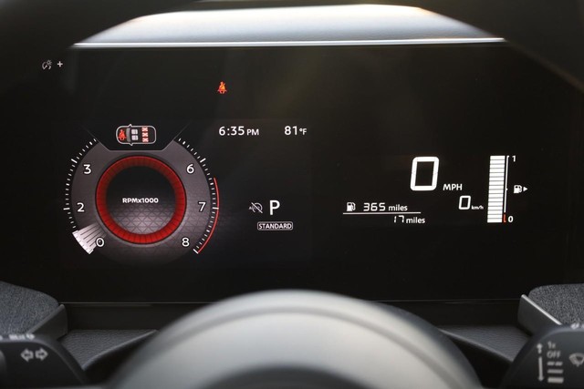 Nissan Kicks Vehicle Image 10