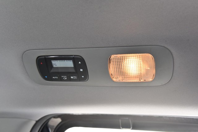 Honda Odyssey Vehicle Image 24