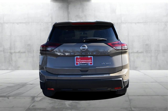 Nissan Rogue Vehicle Image 06