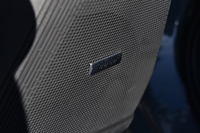 Nissan Sentra Vehicle Image 10