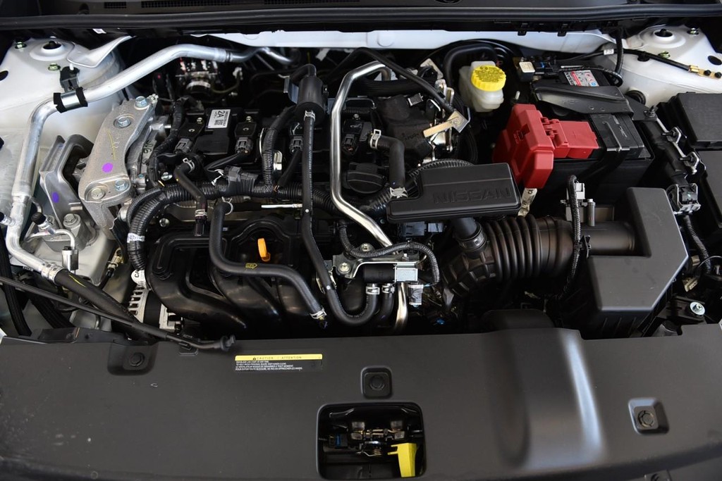 Nissan Sentra Vehicle Image 20