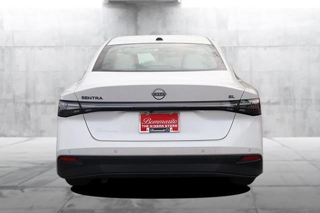 Nissan Sentra Vehicle Image 06