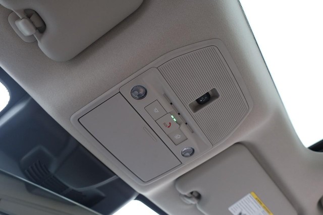 Nissan Sentra Vehicle Image 17